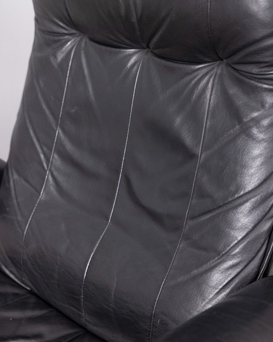 Image 1 of VINTAGE 1970S ARMCHAIR WITH FOOTREST IN METAL AND LEATHER, ITALIAN DESIGN