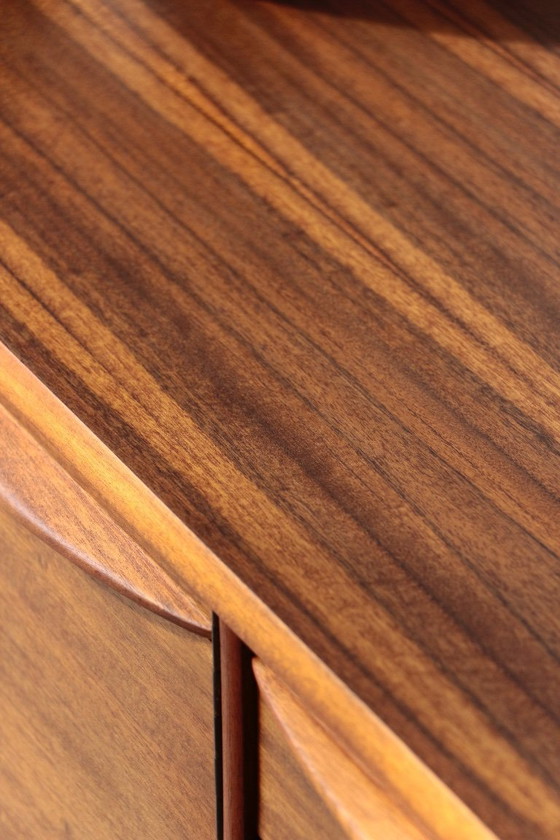 Image 1 of Meuble Vintage Zebrano et Noyer Morris of Glasgow