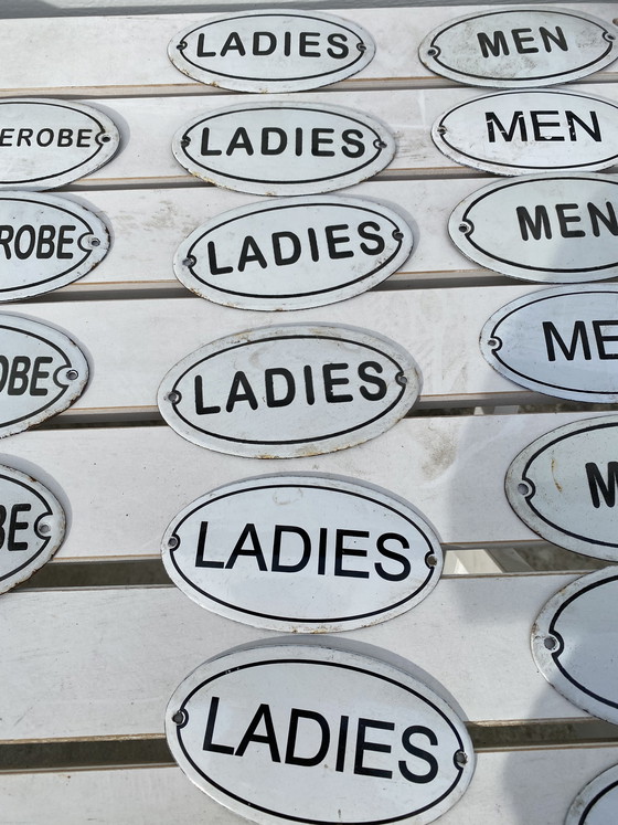 Image 1 of Étiquettes de vêtements vintage en émail pour hommes et femmes, 17 pièces