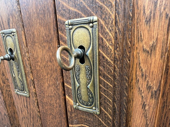 Image 1 of Solid oak sideboard – 2195090 cm – High quality