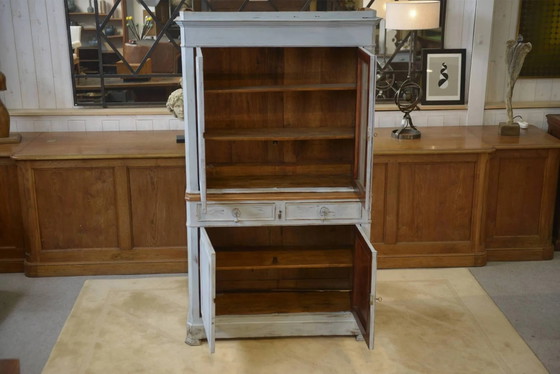 Credenza a due corpi patinata del XIX secolo. – Armadi contenitori, Vintage (photo 12 of 14)