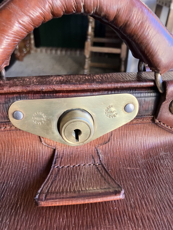 Image 1 of Unique Antique English Gladstone Bag ca. 1920