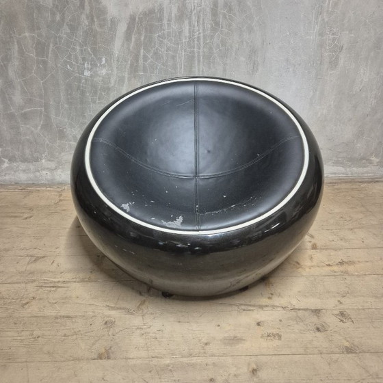 Image 1 of Fauteuil lounge vintage en fibre de verre, années 1970, design inspiré de l'ère spatiale