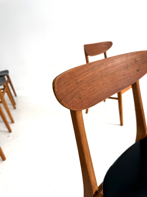 Set van 8 vintage eetkamerstoelen, Farstrup Møbler ‘60 – Wood, Skai (photo 7 of 13)