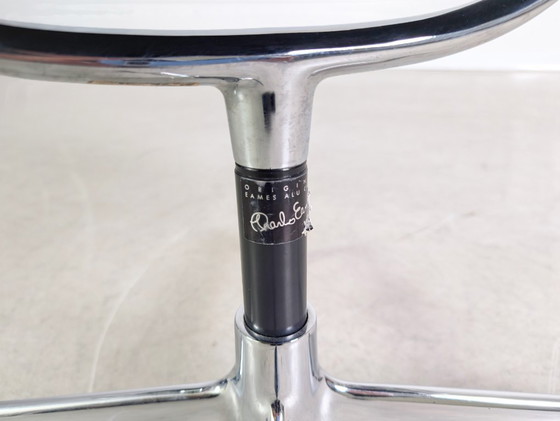 Image 1 of 3x Original Vitra EA 208 soft pad schwarz Leder Stuhl Charles Eames