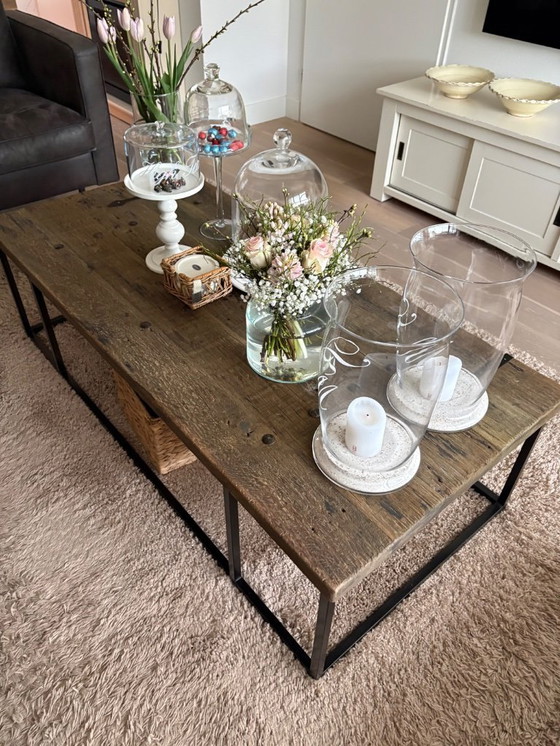 Image 1 of Coffee table