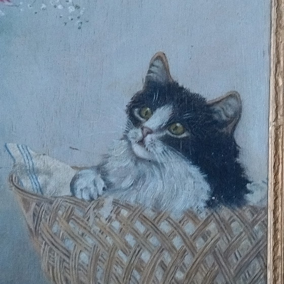 Image 1 of Dipinto antico di un gattino con un mazzo di fiori