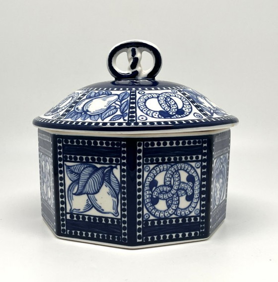 Image 1 of Bahlsen porseleinen koekjespot – Ontwerp door Gertrud Kraut (1914) – Blauw en wit – Duitsland