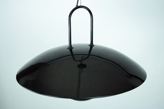 Image 1 of Lampada a sospensione nera vintage anni '90 con paralume in vetro. Italia