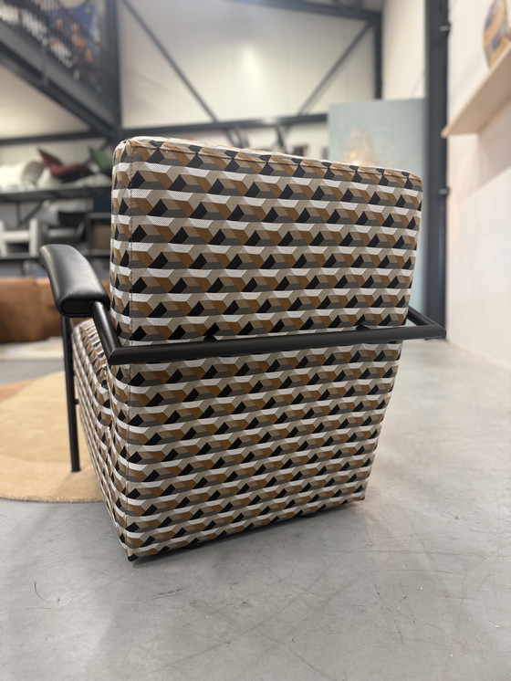 Image 1 of 2 poltrone Leolux Scylla in tessuto memory.