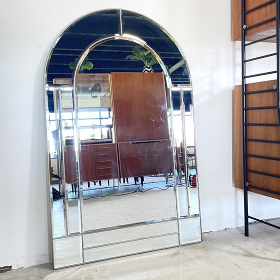 Image 1 of Vintage rounded mirror in craft edge