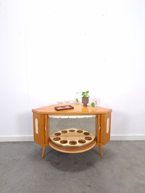 Image 1 of Mueble bar esquinero giratorio con espejo