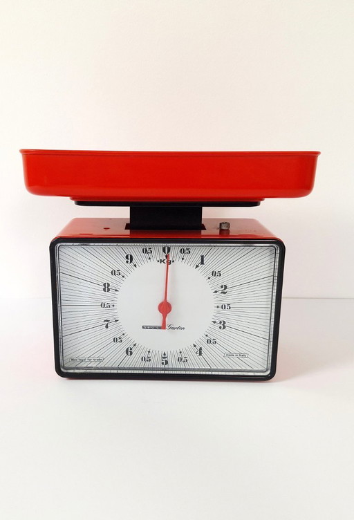 Vintage Red Kitchen Scale by Stube / 10 kg Capacity / Made in Italy / Mid-Century German Design / Retro Kitchen Decor