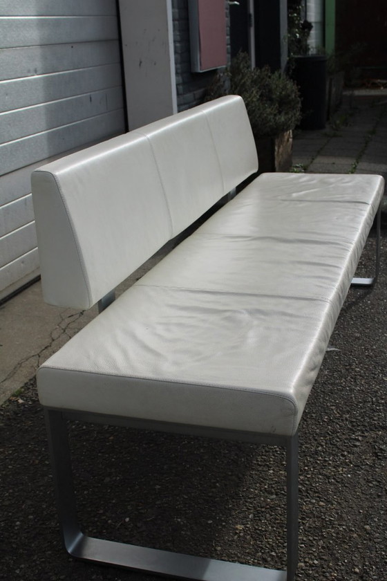 Rolf Benz 620 Dining Bench White Leather - 200cm – 3-5 seaters (photo 3 of 6)