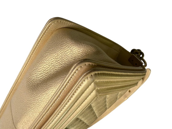 Image 1 of Chanel Boy tas