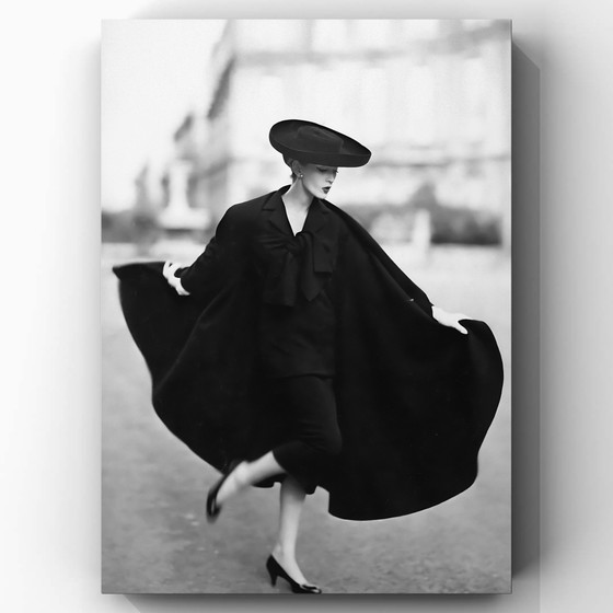 Image 1 of 1x Richard Avedon – Impresión artística | Elegancia en las calles de París