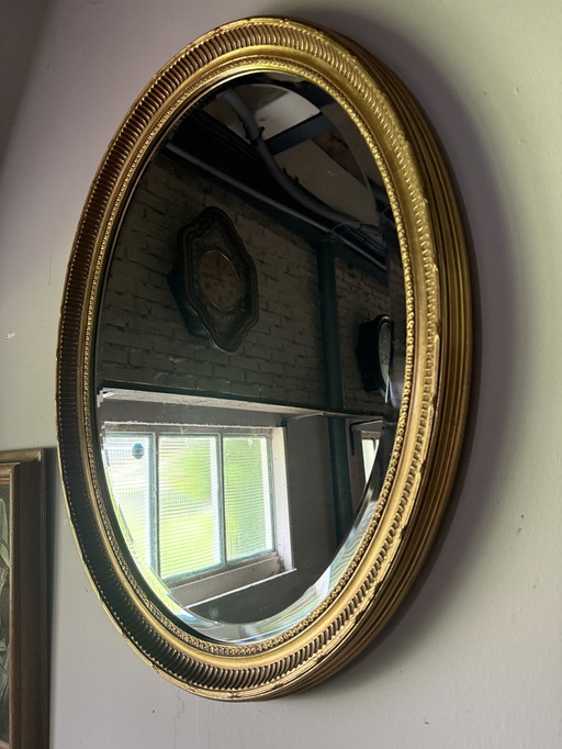 Stylish mirror mansion Museum Square