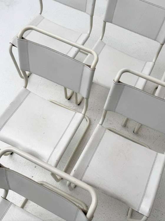 Image 1 of Set van 5 Thonet S33 volledig witte cantileverstoelen van Mart Stam, 1926