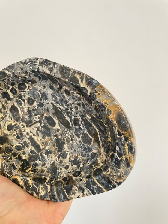 Image 1 of Bandeja de mármol macizo de mediados de siglo