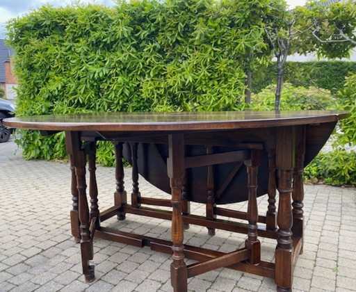 Antique (copy) English Gateleg Table – Oak