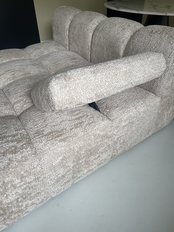 Image 1 of Borg lounge sofa NEW