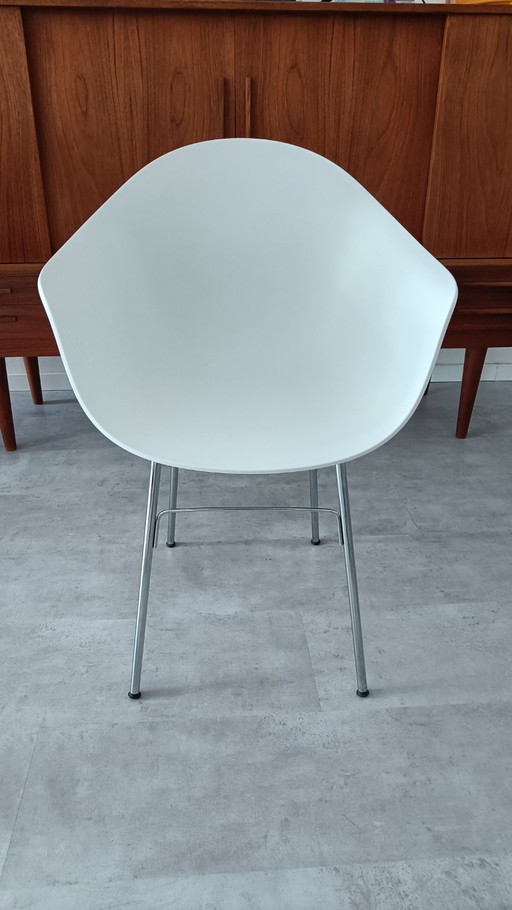 6x TOOU TA chair by Simone Viola