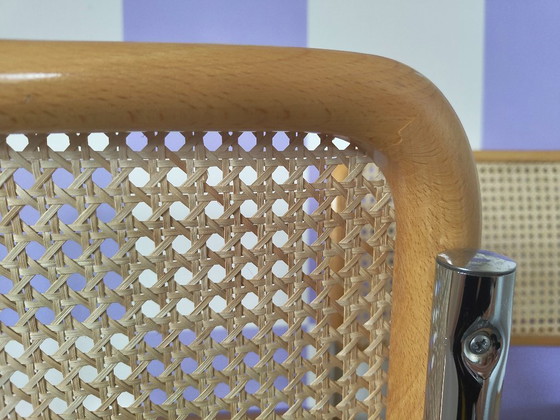 Image 1 of Ensemble de 2 chaises B32 de Marcel Breuer, piètement traîneau chromé