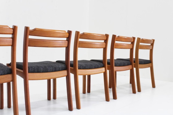 Image 1 of 6 X Vintage Teak Eetkamer Stoelen 