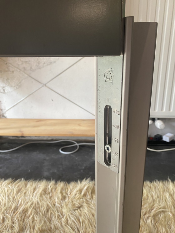 Image 1 of Desk Bulo H2O