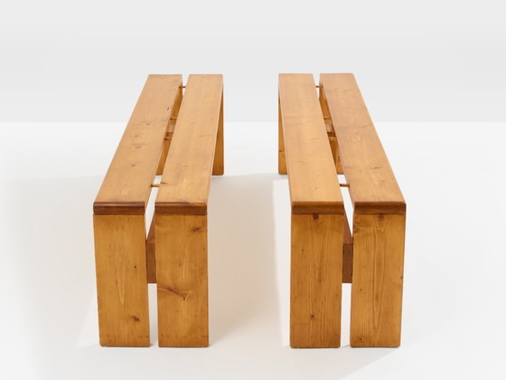 Image 1 of Panche in pino di Charlotte Perriand Les Arcs, anni '70