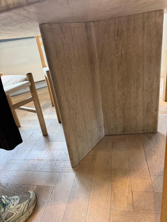 Image 1 of Vintage Travestin ronde eettafel met X vormig onderstel