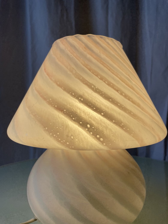 Image 1 of Lampe champignon Murano swirl 1970