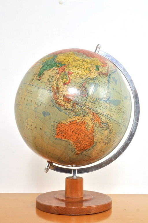 Vintage Räths Globus
