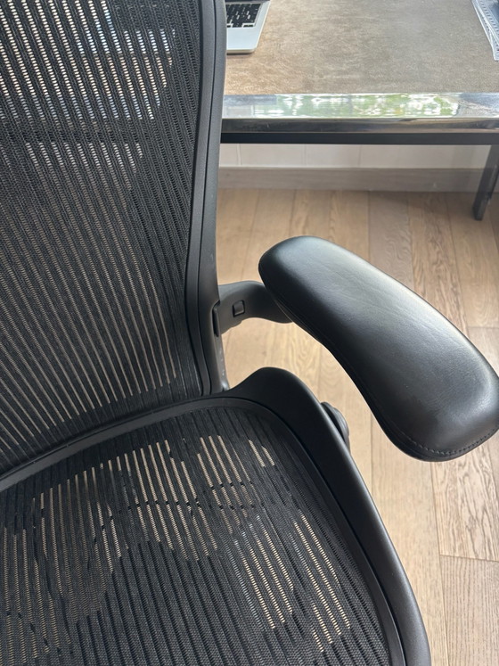Herman Miller Aeron maat B – Draaistoelen, Aluminium (photo 3 of 12)