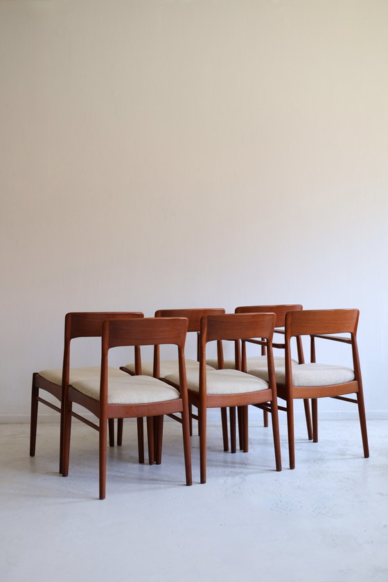 Image 1 of Set di 6 sedie da pranzo di Henning Kjaernulf, anni '60
