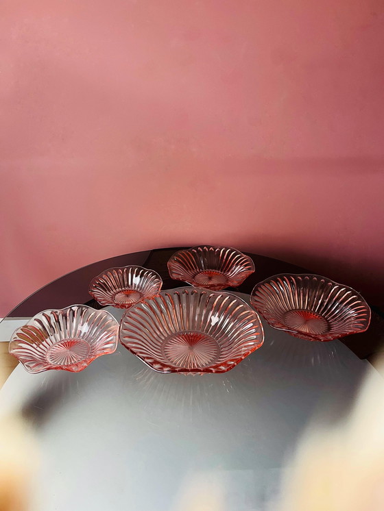 Image 1 of UNIQUE VINTAGE PINK PRESSED GLASS BOWL SET