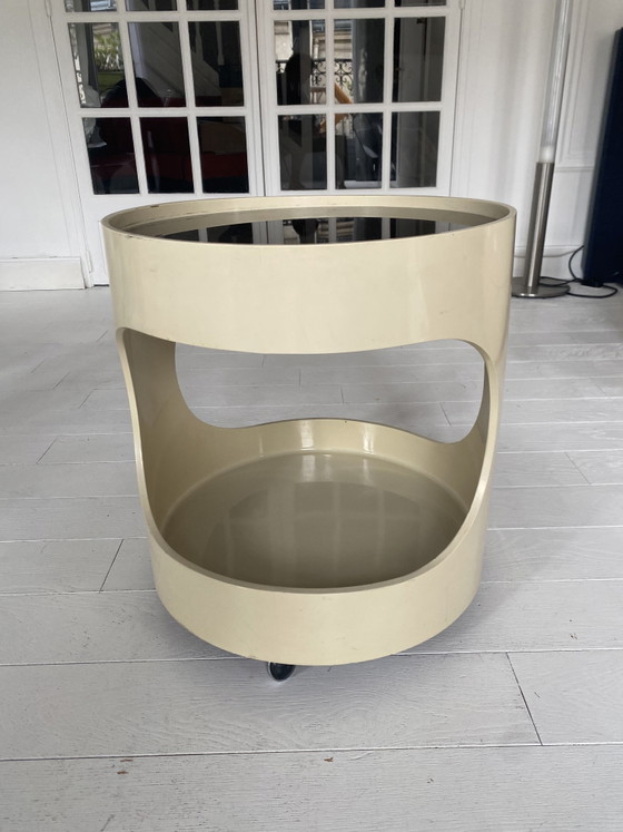 Image 1 of Opal, bijzettafel in futuristische stijl