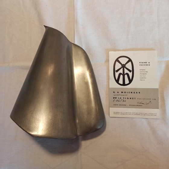 Image 1 of Pichet en fer blanc de 1975