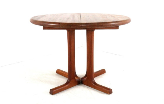 Danish Solid Teak Extendable Round Dining Table Vintage – Wood (photo 11 of 15)