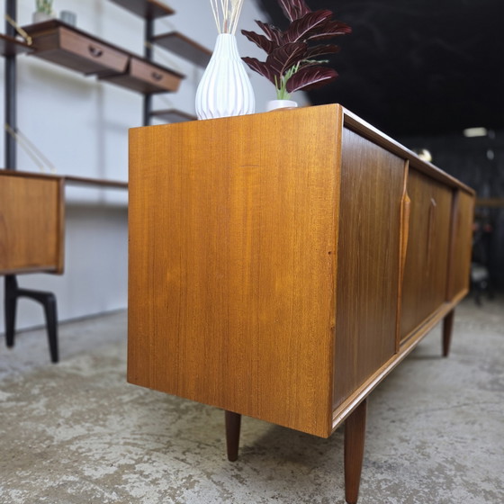 Gunni Omann, Axel Christensen (ACO Møbler) Buffet bas Vintage – Wood (photo 14 of 15)