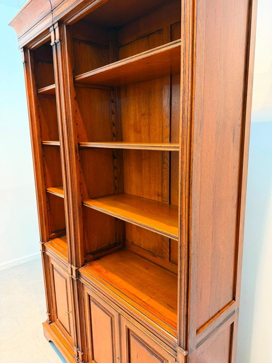 Image 1 of Open boekenkast "Antieke collectie" - kersenhout
