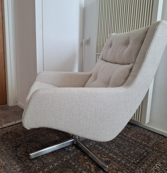 Image 1 of Sillón Artifort restaurado.