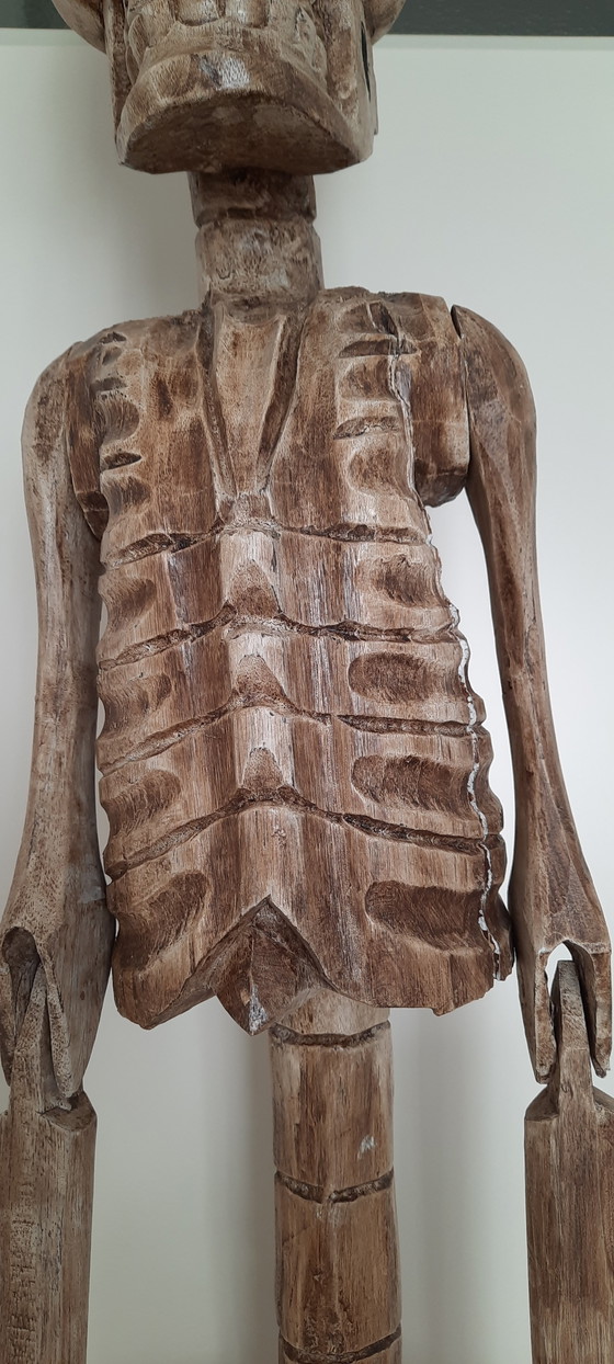 Image 1 of Grand cadre en bois Art populaire