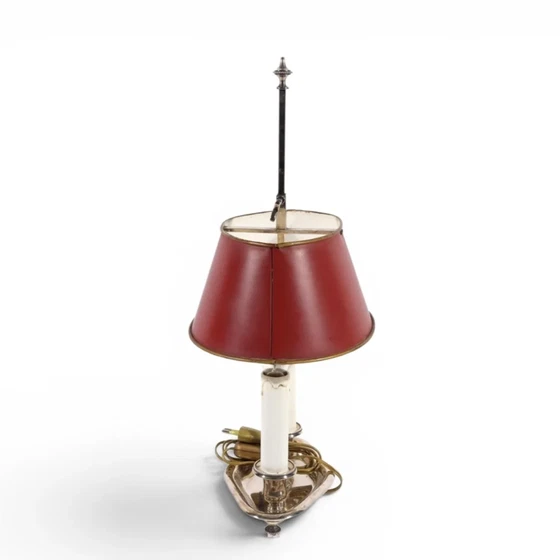 Vernickelte Bouillotte-Lampe mit 2 Kerzenhaltern und rotem Zinnschirm / Mid-Century – Tischlampen (photo 2 of 9)