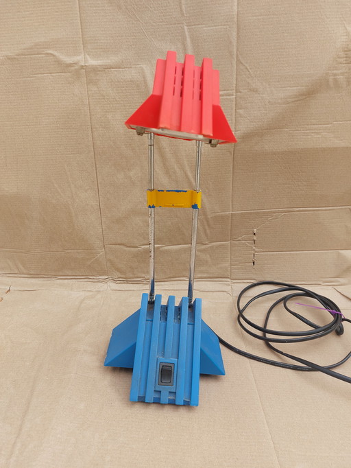 Desk lamp memphis style