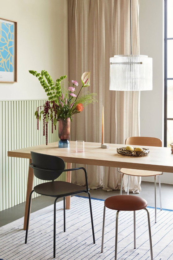 Image 1 of 2 taburetes apilables de bar Hübsch Design en color coñac/níquel marrón