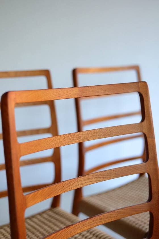 Set di 6 Sedie da pranzo vintage modello 82 papercord, Niels Otto Møller, Legno, Marrone (foto 4 di 12)