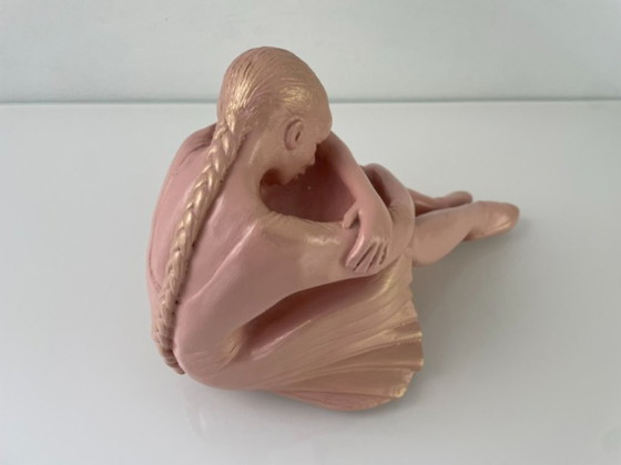 Image 1 of Statue vintage de danseuse de ballet rose