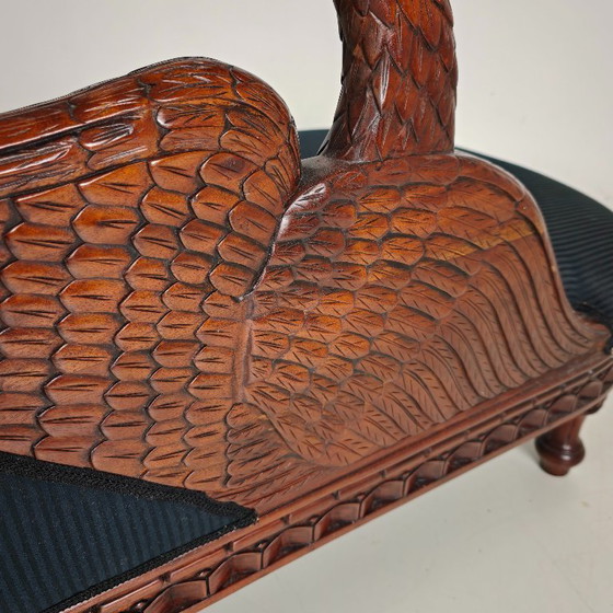 Image 1 of Gesneden zwaan chaise longue, 20e eeuw