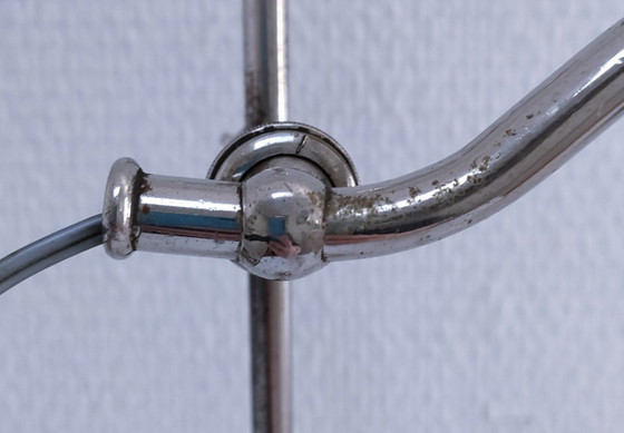 Image 1 of Lámpara Art Déco, metal cromado, cristal opalino.